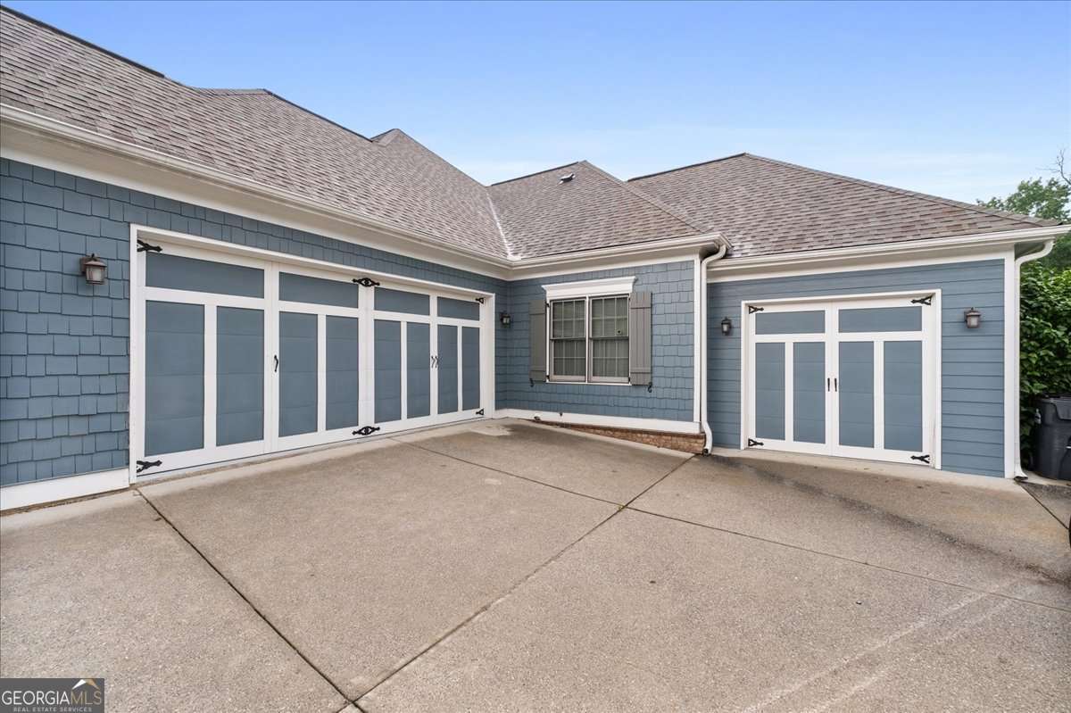 300 Towne Overlook CIR