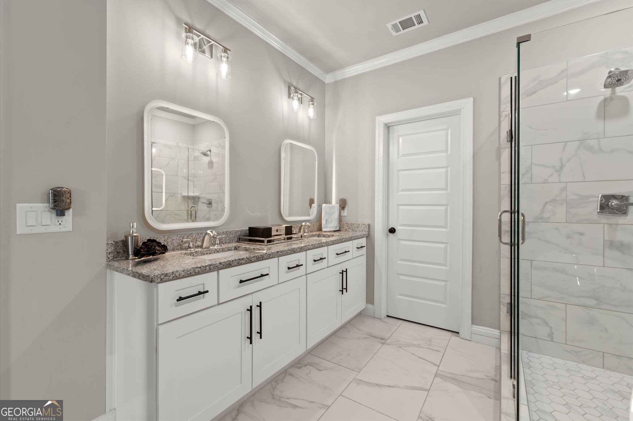 Vinings Gateway CityHomes - Residential