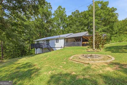379 Bozeman RD NW White GA 30184