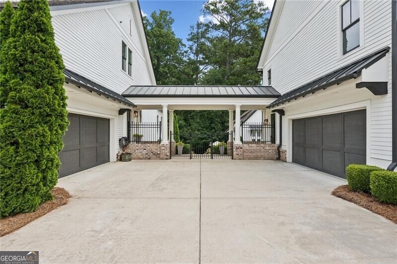 The Grove - Residential