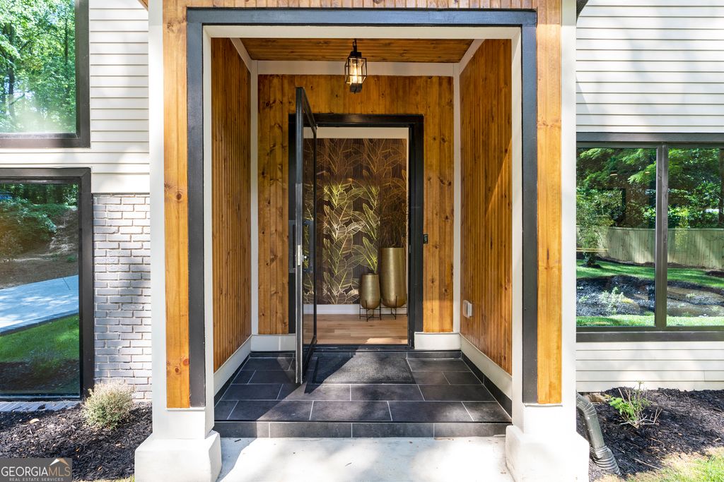 Photo of 3626 N Stratford Road NE, Atlanta, GA 30342 (MLS # 10733737)