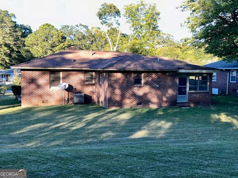 A home in Elberton