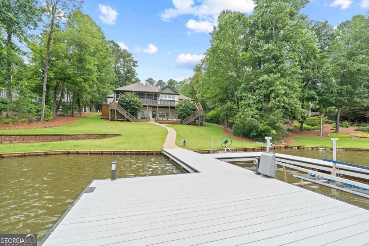 1390 Winged Foot DR