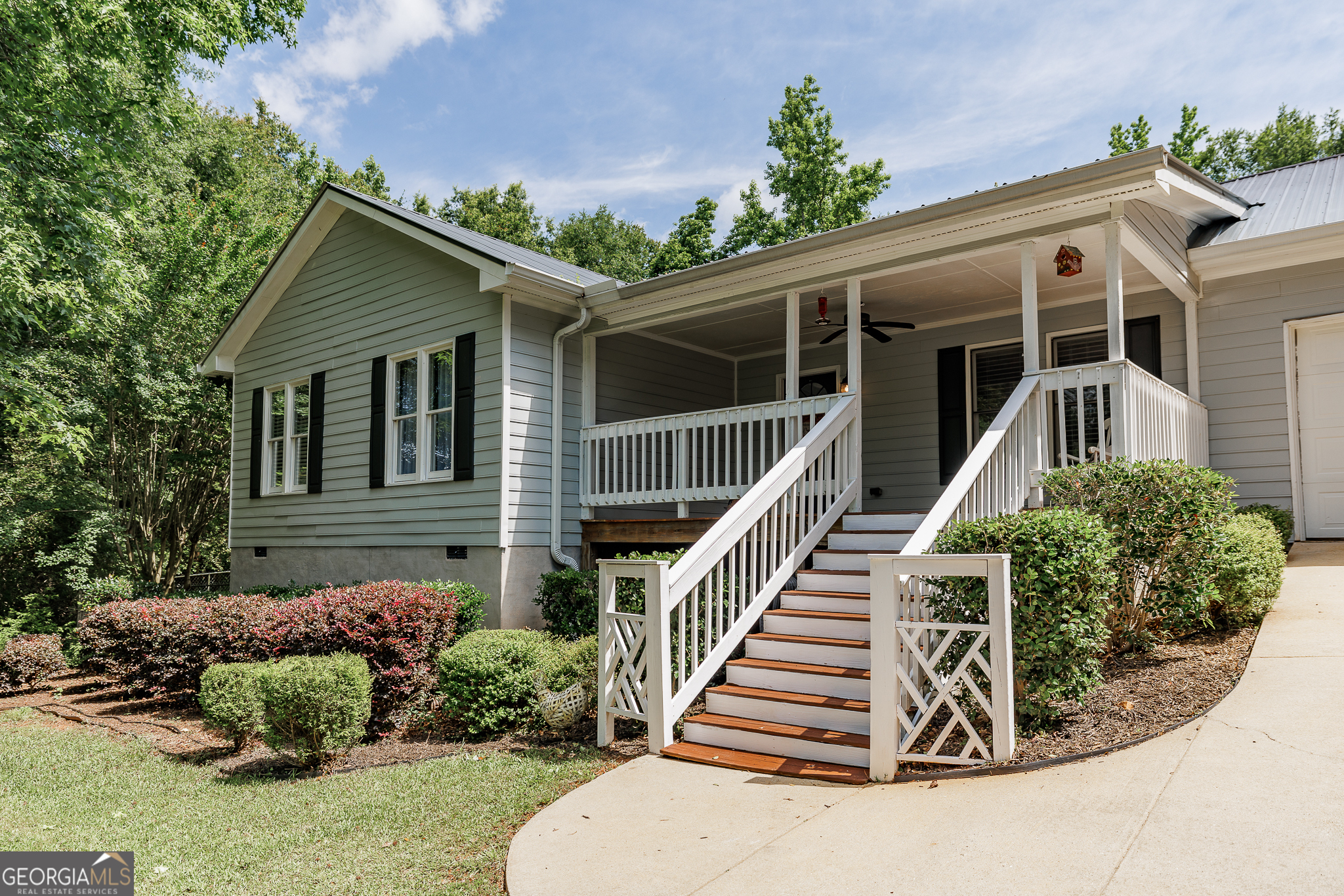 82 Post Oak CIR