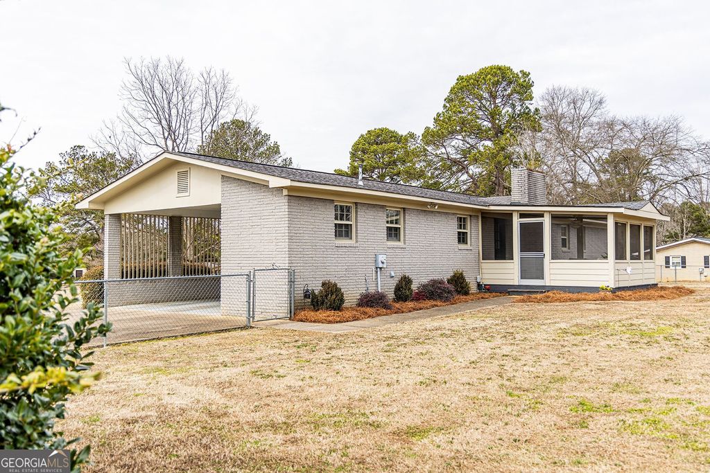 Photo of 461 Lakeview Road, Rockmart, GA 30153 (MLS # 10691153)