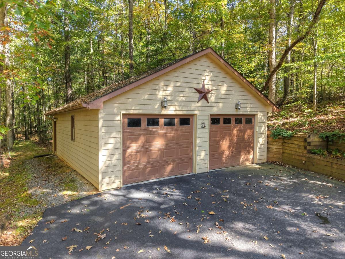 446 Riverwood RD