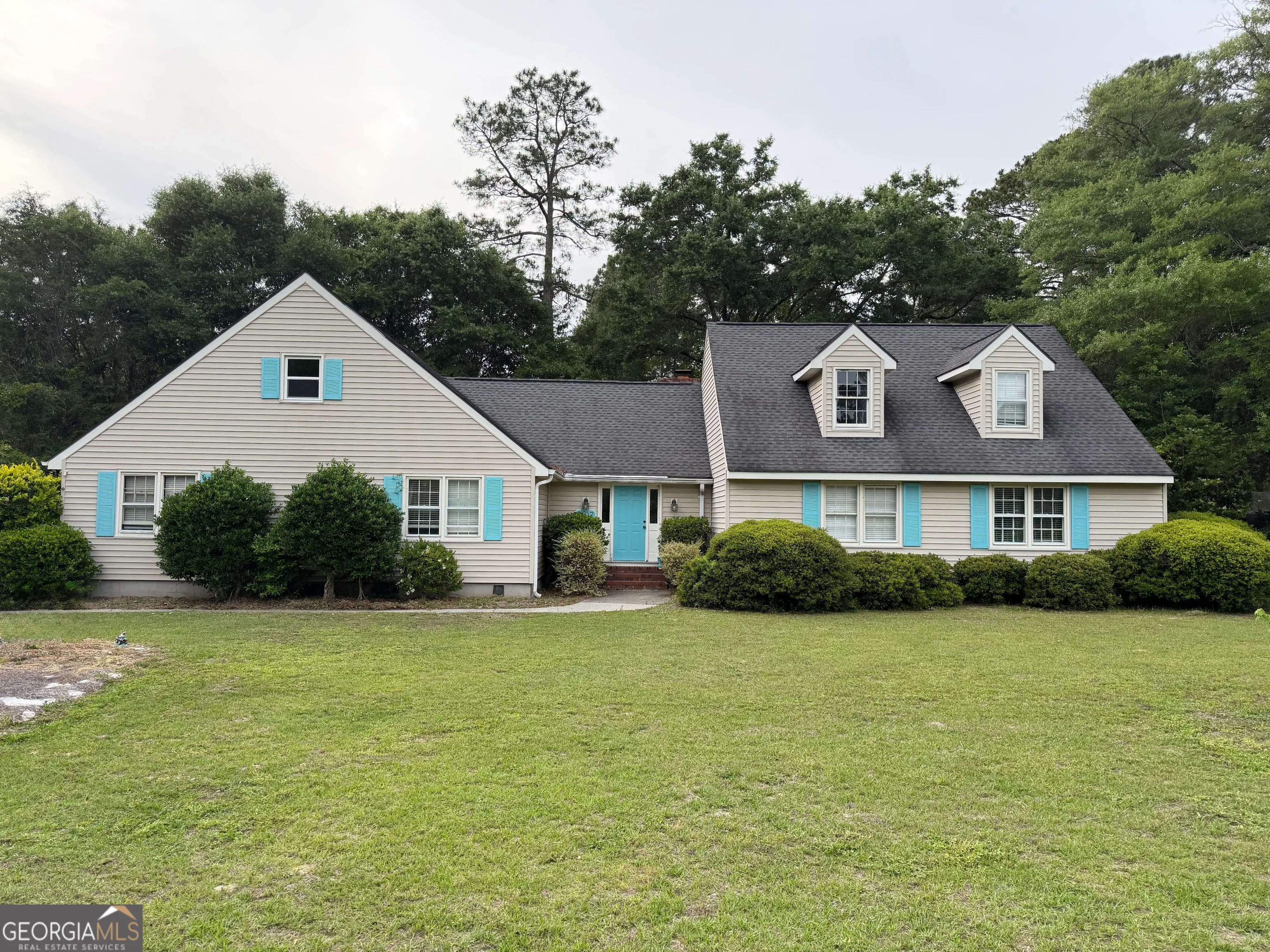 1207 Chennault Drive