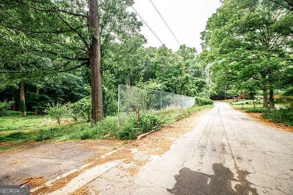 69 Schell RD SE