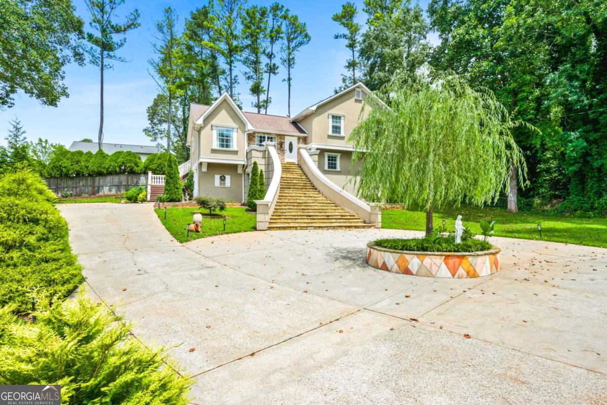 3183 MARY DR