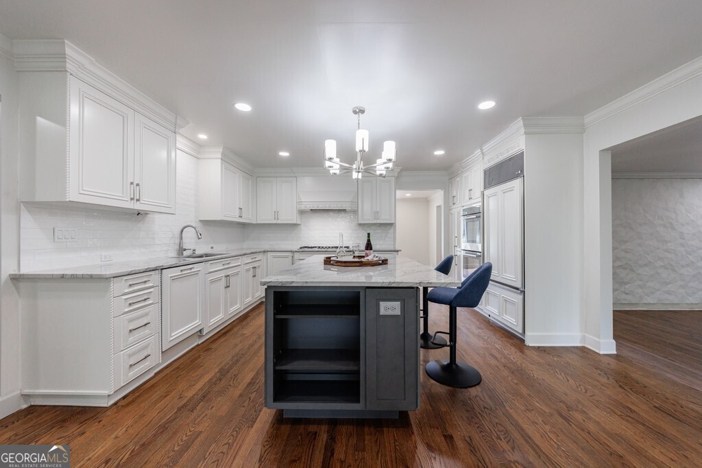 Atlanta Country Club - Residential Lease