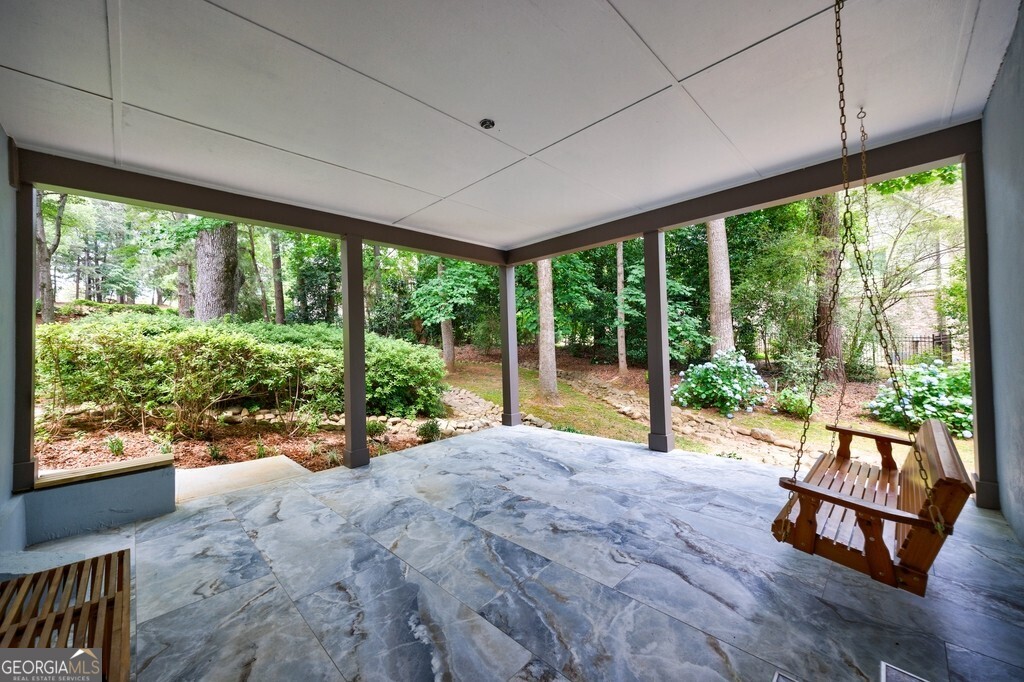 Atlanta Country Club - Residential Lease