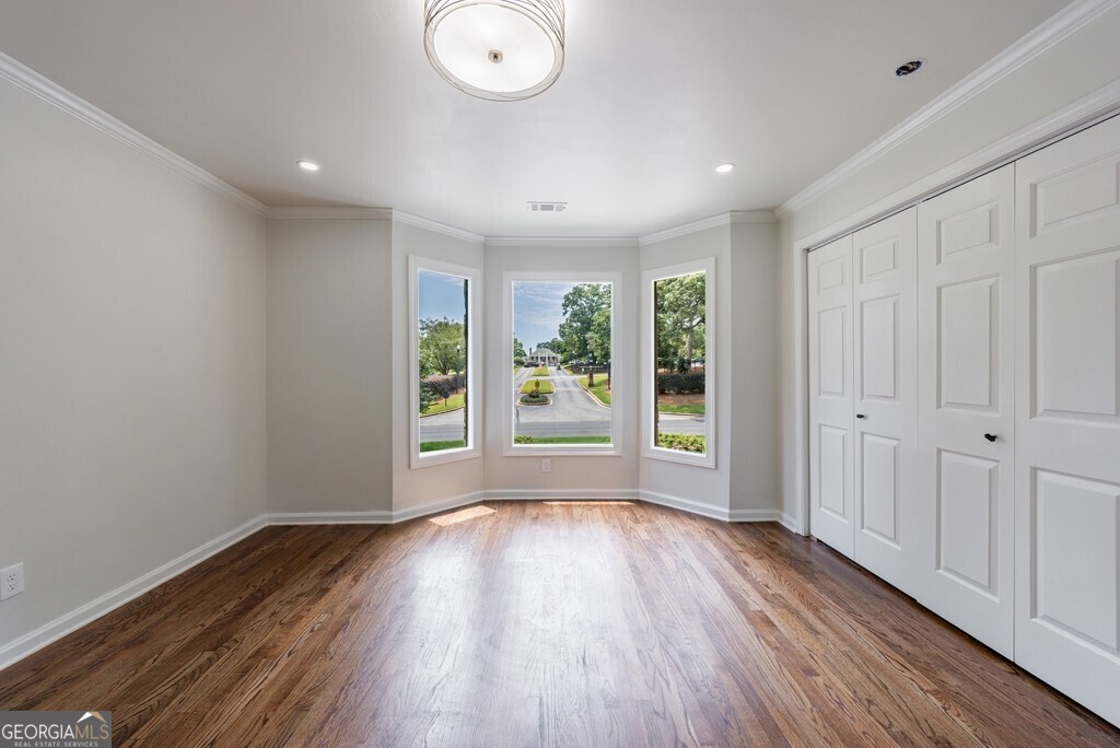 Atlanta Country Club - Residential Lease