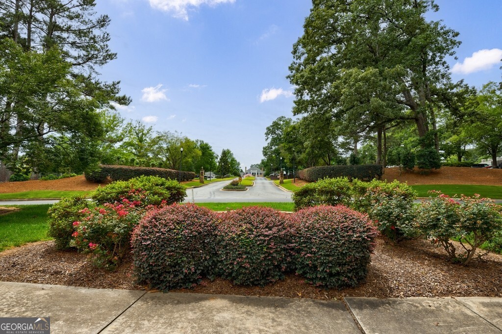 Atlanta Country Club - Residential Lease
