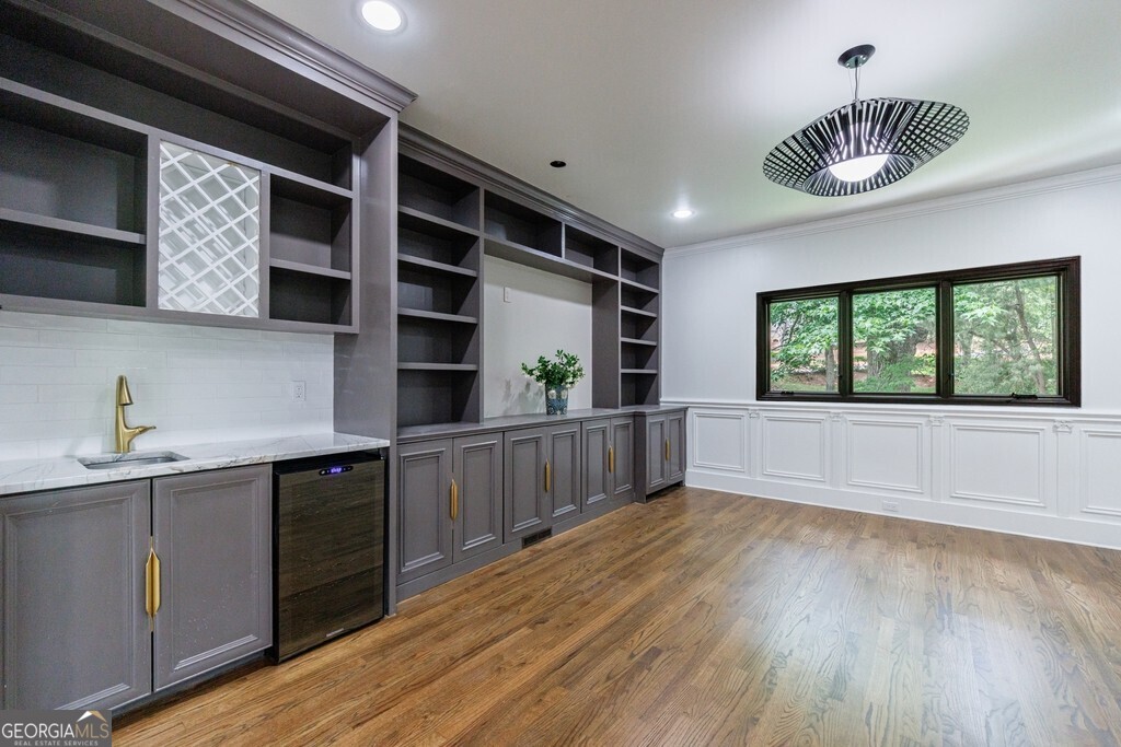 Atlanta Country Club - Residential Lease