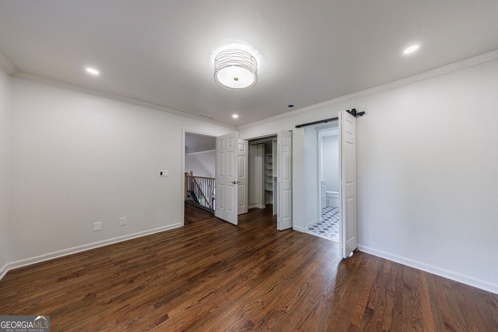 Atlanta Country Club - Residential Lease