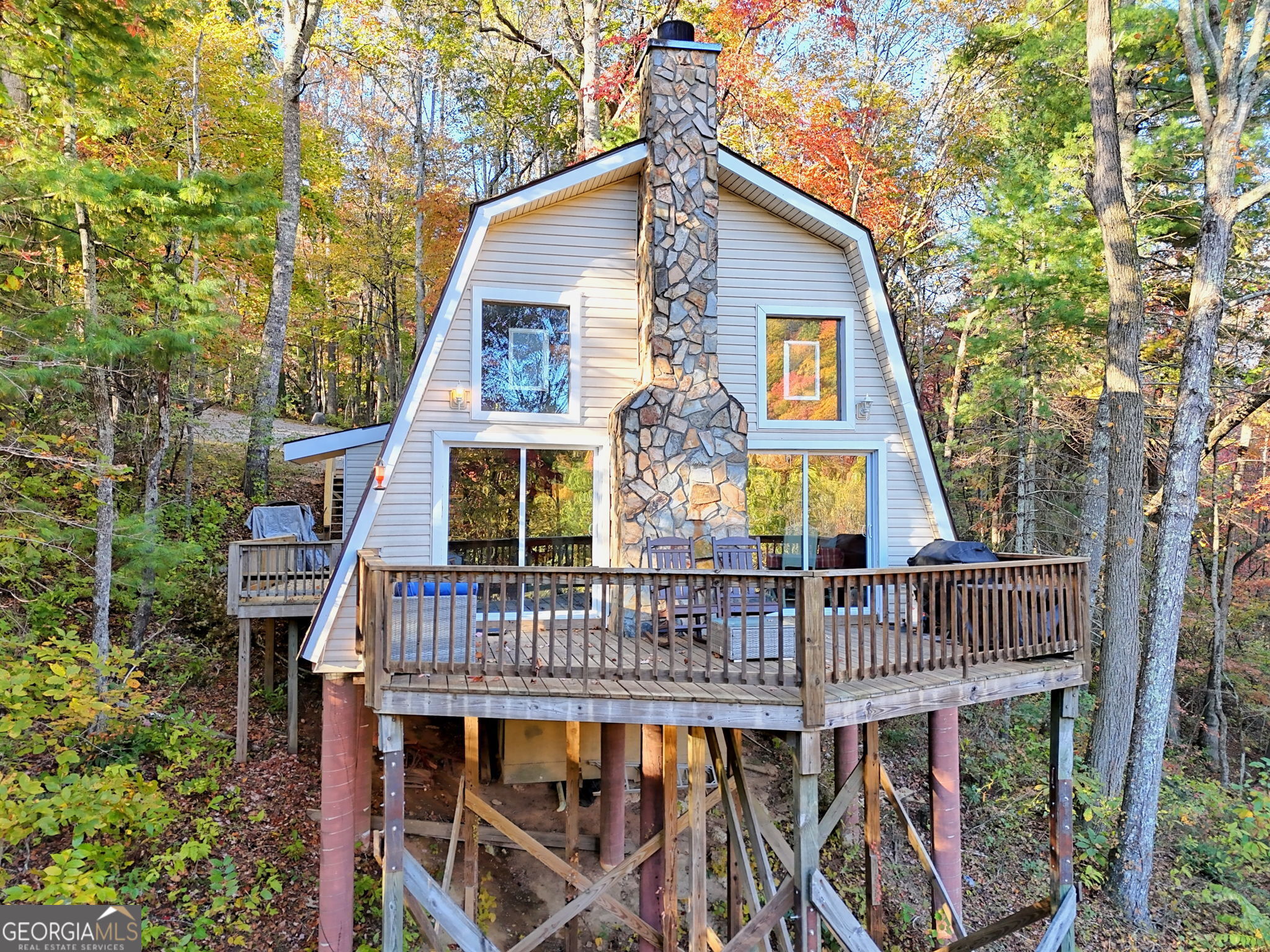 Sky Valley, Georgia 30537, United States, 3 Bedrooms Bedrooms, ,2 BathroomsBathrooms,Residential,Active,35169