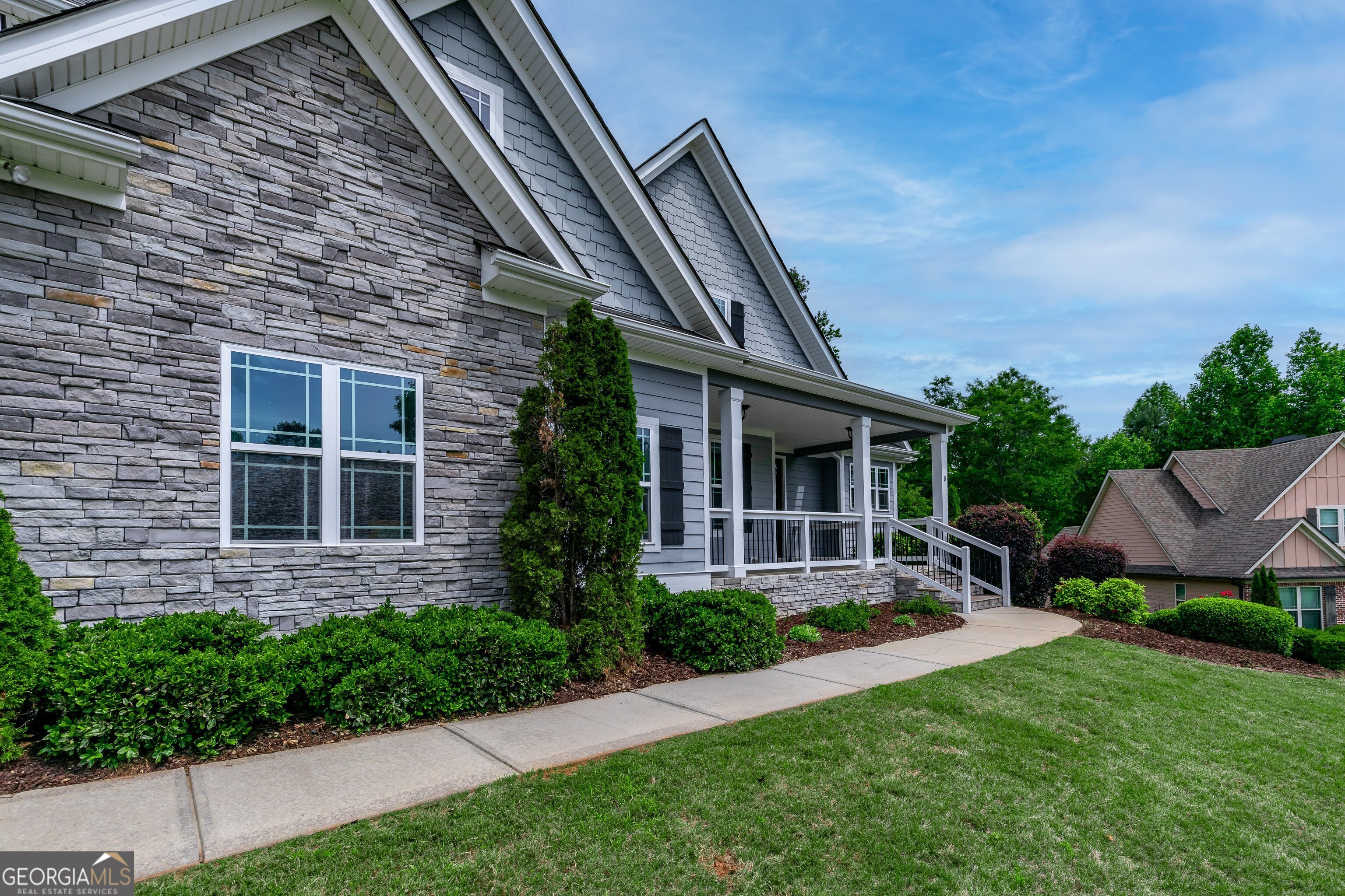 214 Westwind DR