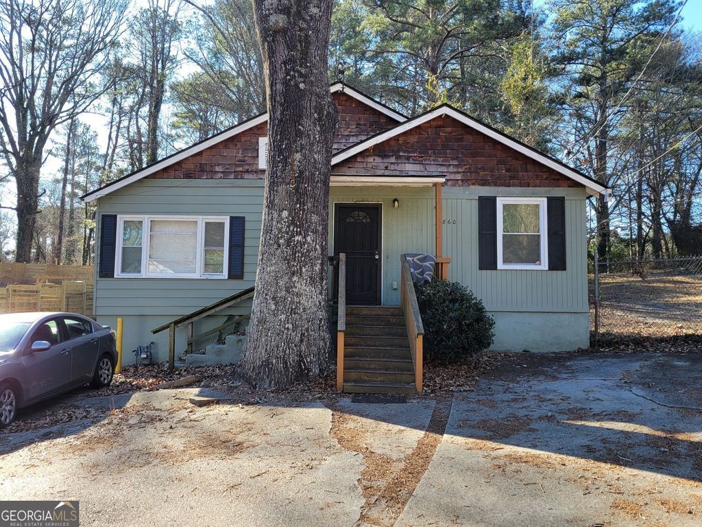 Photo of 1860 North Avenue NW, Atlanta, GA 30318 (MLS # 10698942)