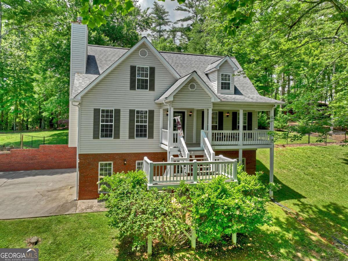 94 Old Place DR