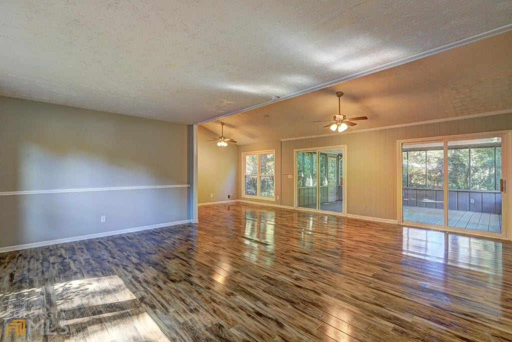 Photo of 2700 Creekview Point NW, Marietta, GA 30064 (MLS # 10790449)