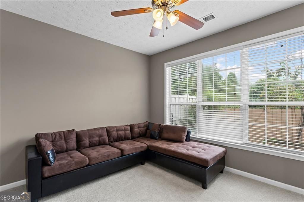 172 Oak Green DR