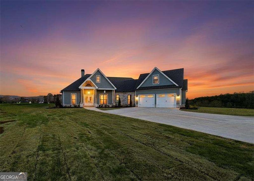 Photo of 303 Eminence Peak, Rydal, GA 30171 (MLS # 10755565)