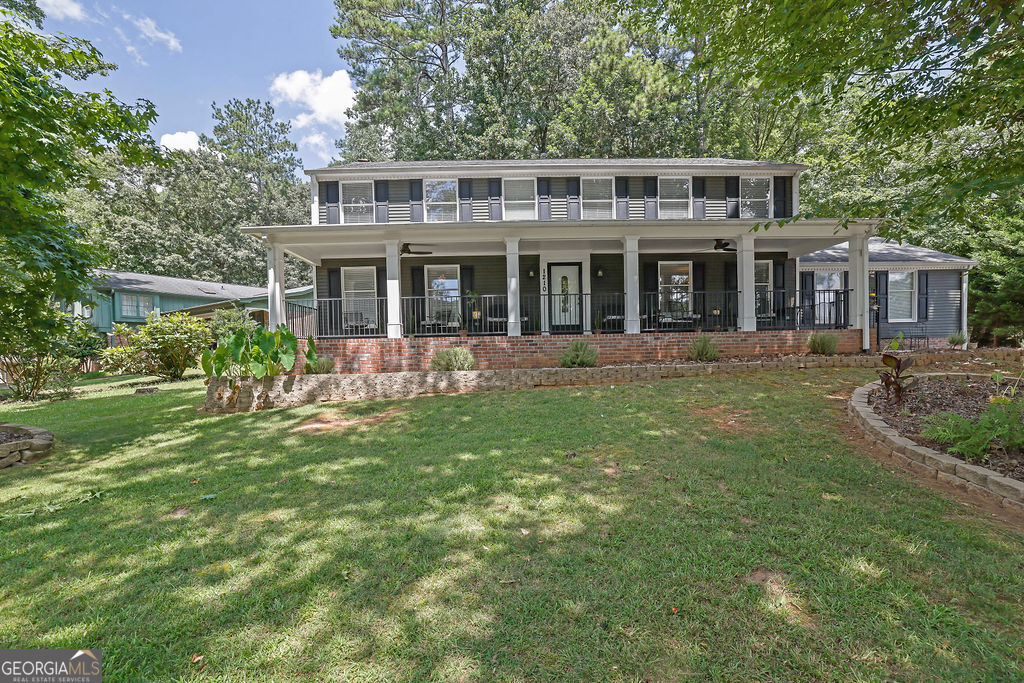 1210 Northshore DR