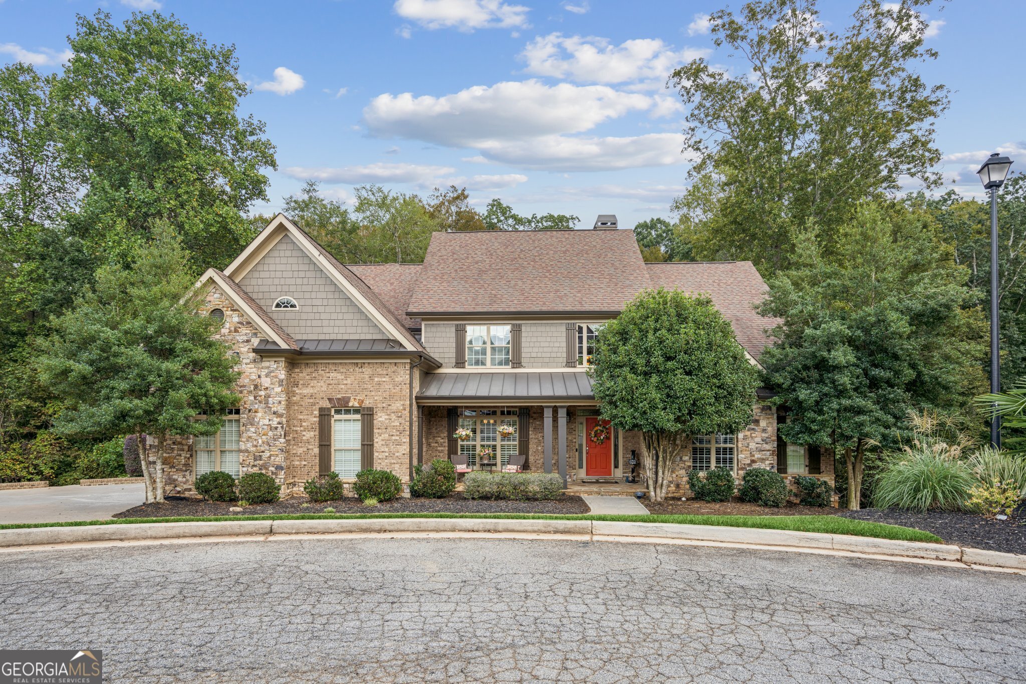 5717 Meadow View DR