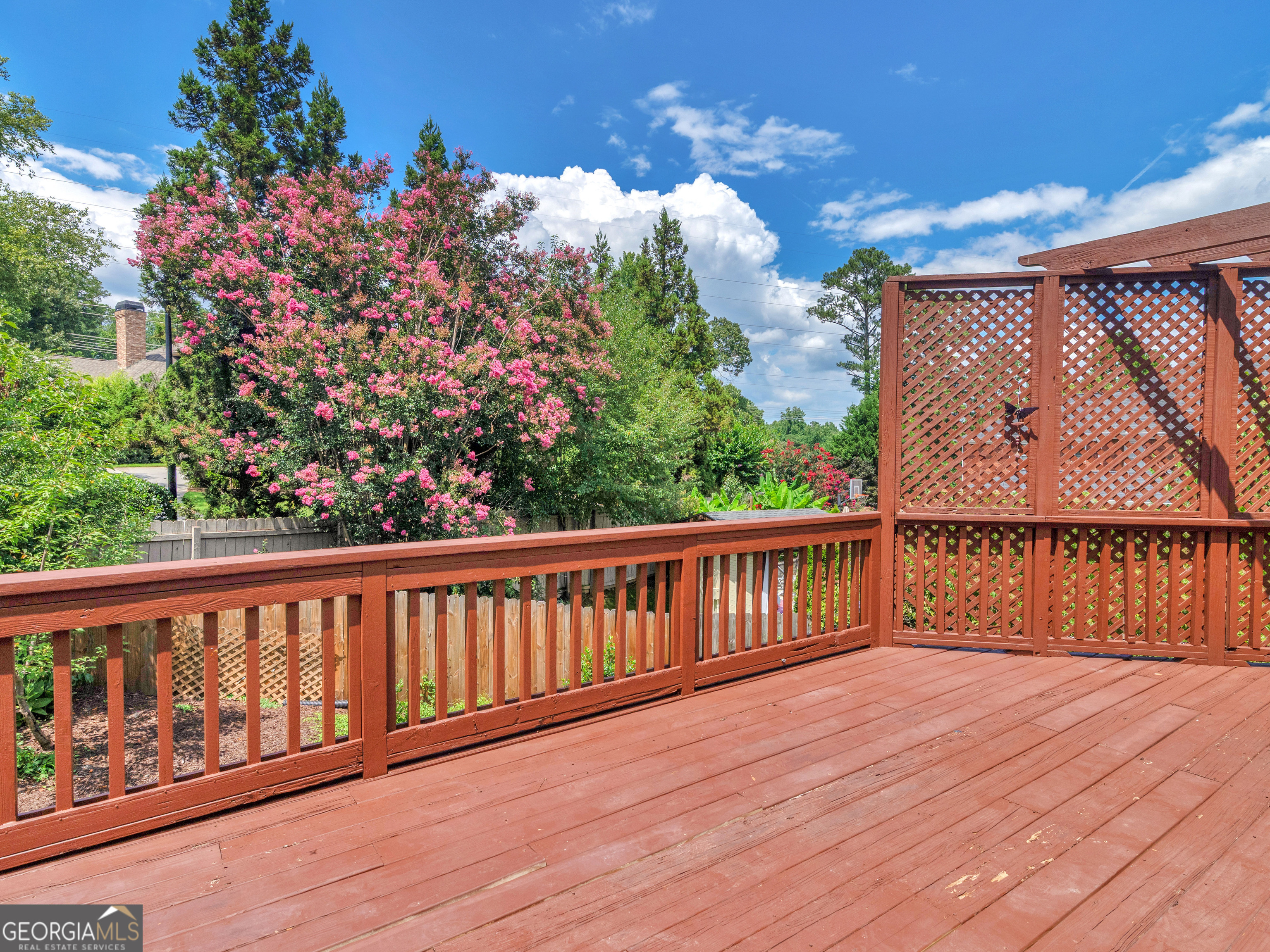 1524 Lake CV