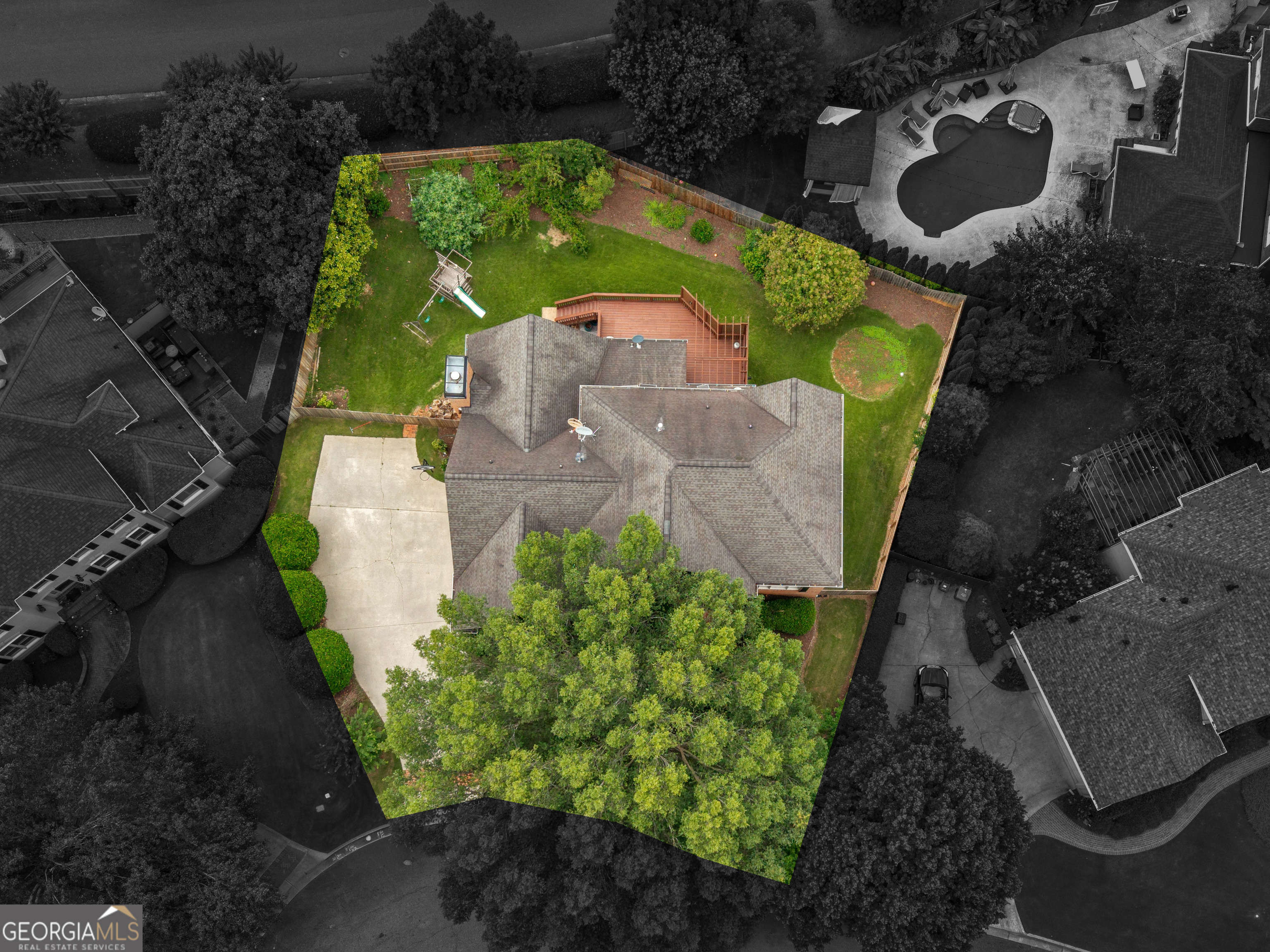 1524 Lake CV