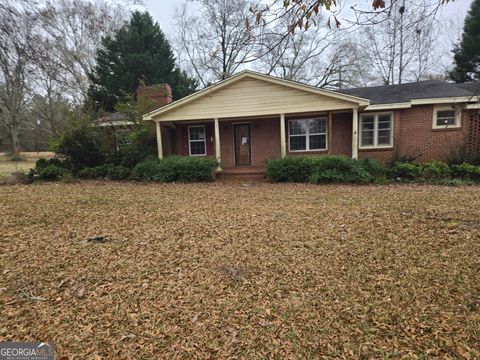 A home in Thomaston