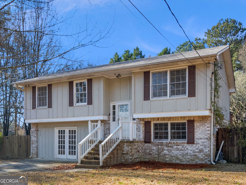 Photo of 1626 Pinebrook Dr, Griffin, GA 30224 (MLS # 10666758)