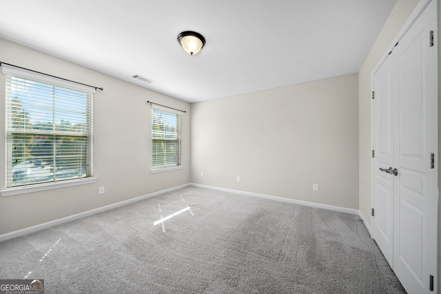 LENOX OVERLOOK - Residential