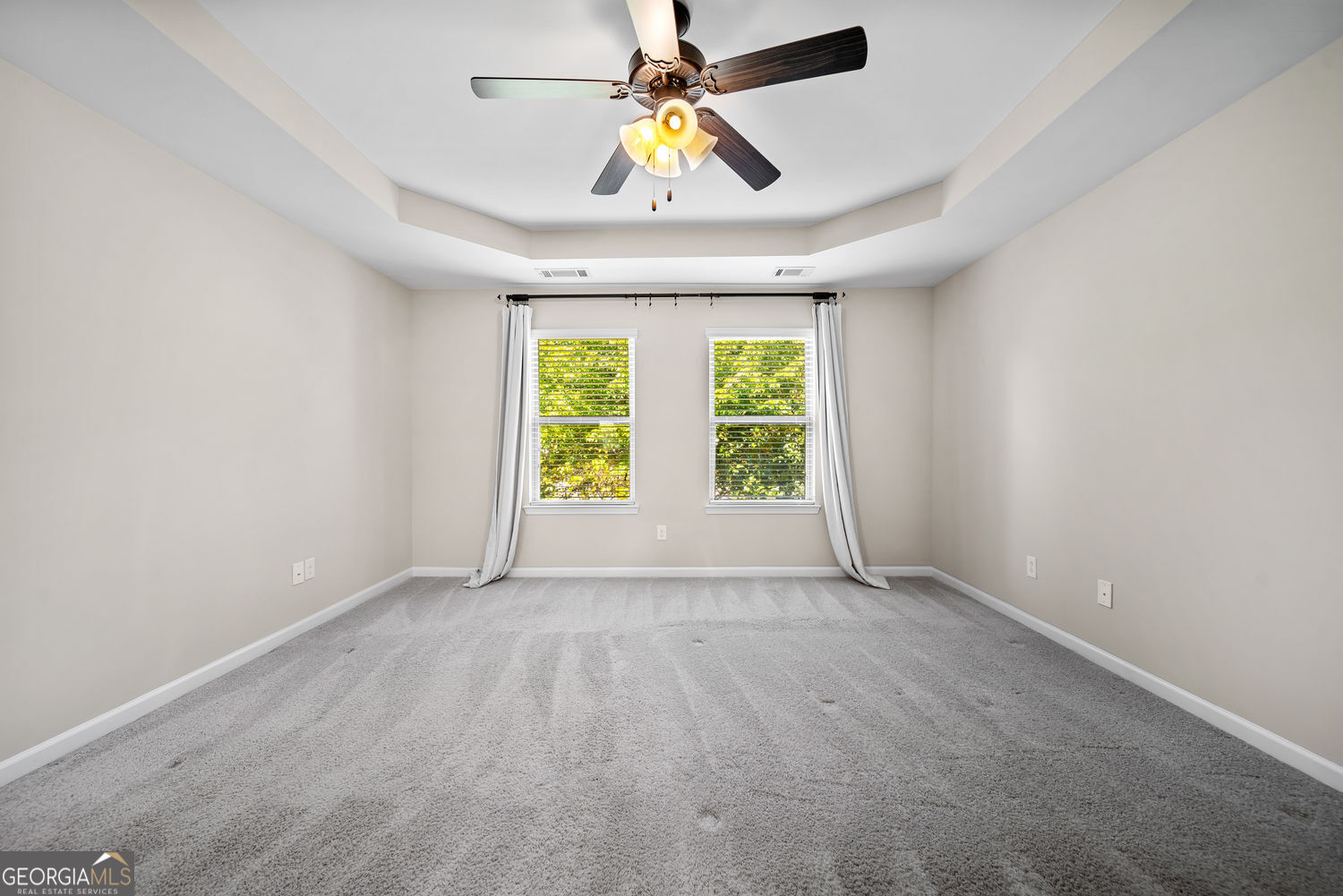 LENOX OVERLOOK - Residential