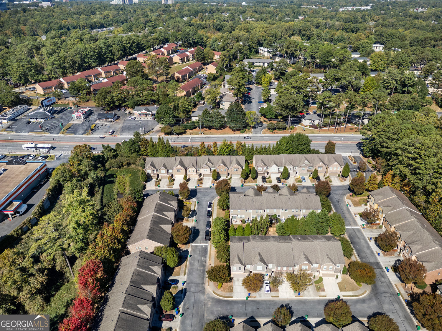 LENOX OVERLOOK - Residential