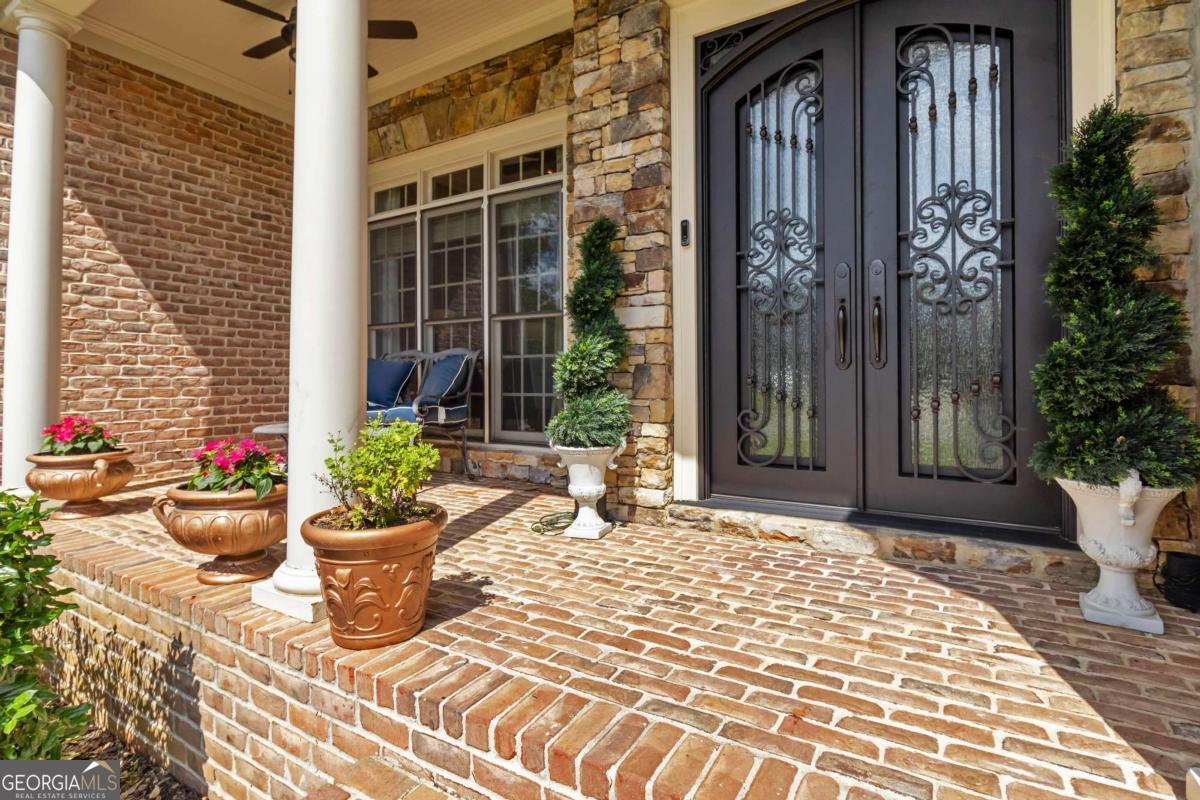 2230 Cambridge hill CT