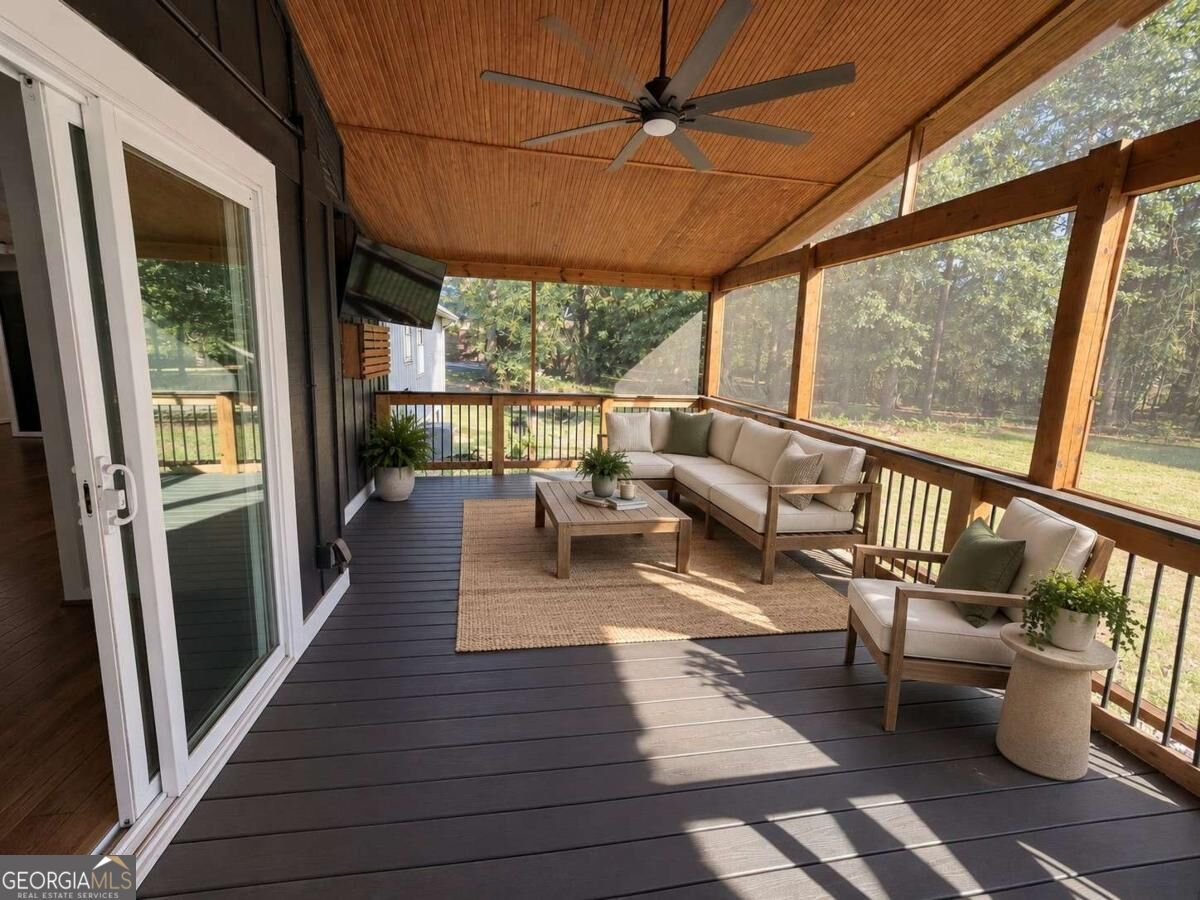 306 Pheasant RUN SE
