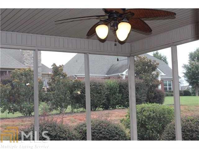 Estates At Cameron Manor - Residential