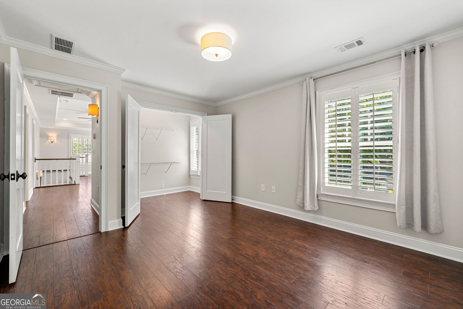 Atlanta, Georgia 30342, United States, 5 Bedrooms Bedrooms, ,3 BathroomsBathrooms,Residential,Active,112102