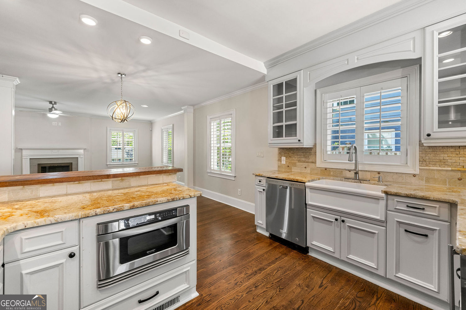 Atlanta, Georgia 30342, United States, 5 Bedrooms Bedrooms, ,3 BathroomsBathrooms,Residential,Active,112102