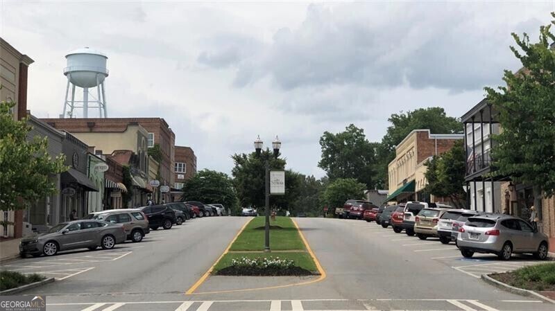 Senoia, Georgia 30276, United States, 3 Bedrooms Bedrooms, ,2 BathroomsBathrooms,Residential,Active,25440