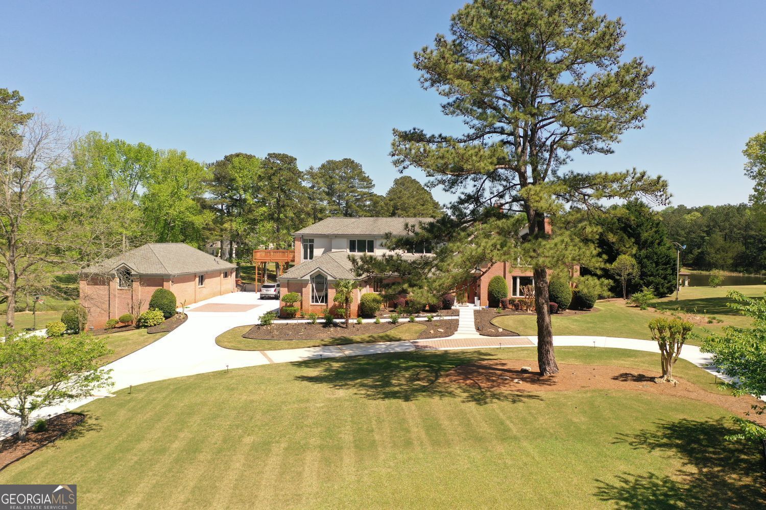 794 Rutland CT
