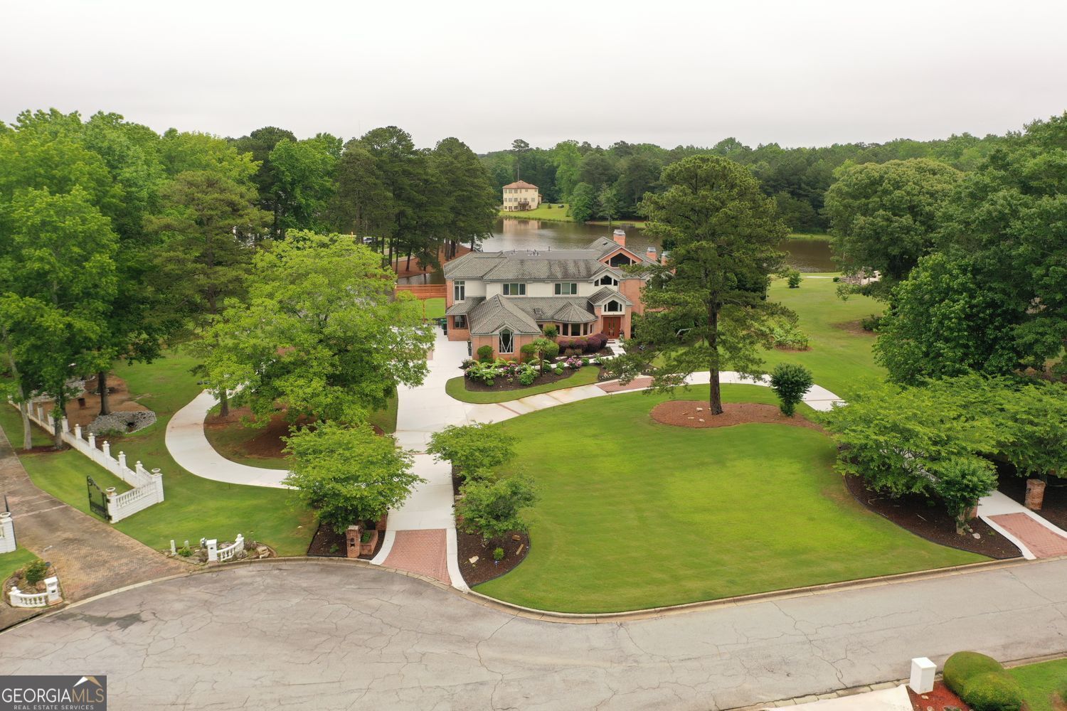 794 Rutland CT