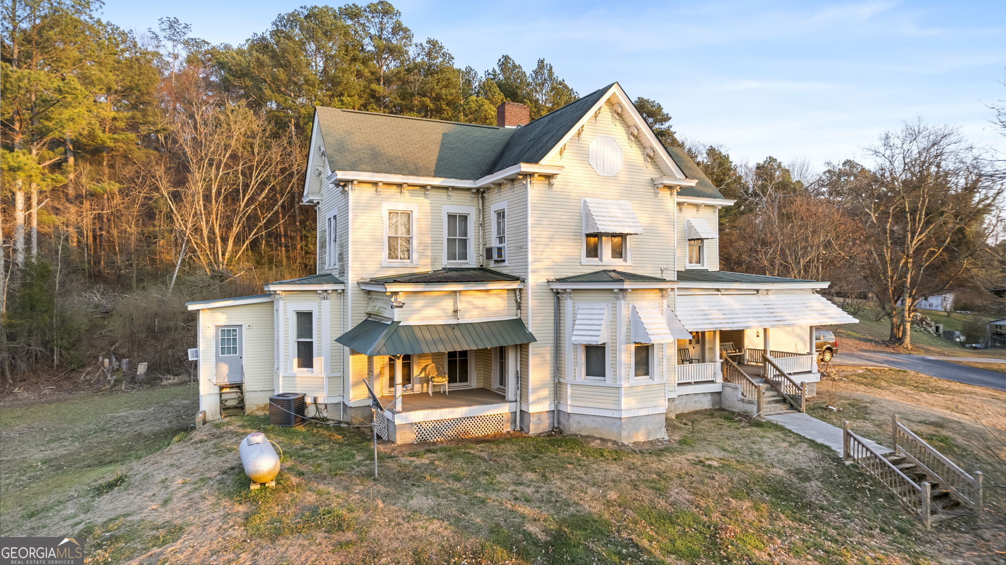 Listing image 1