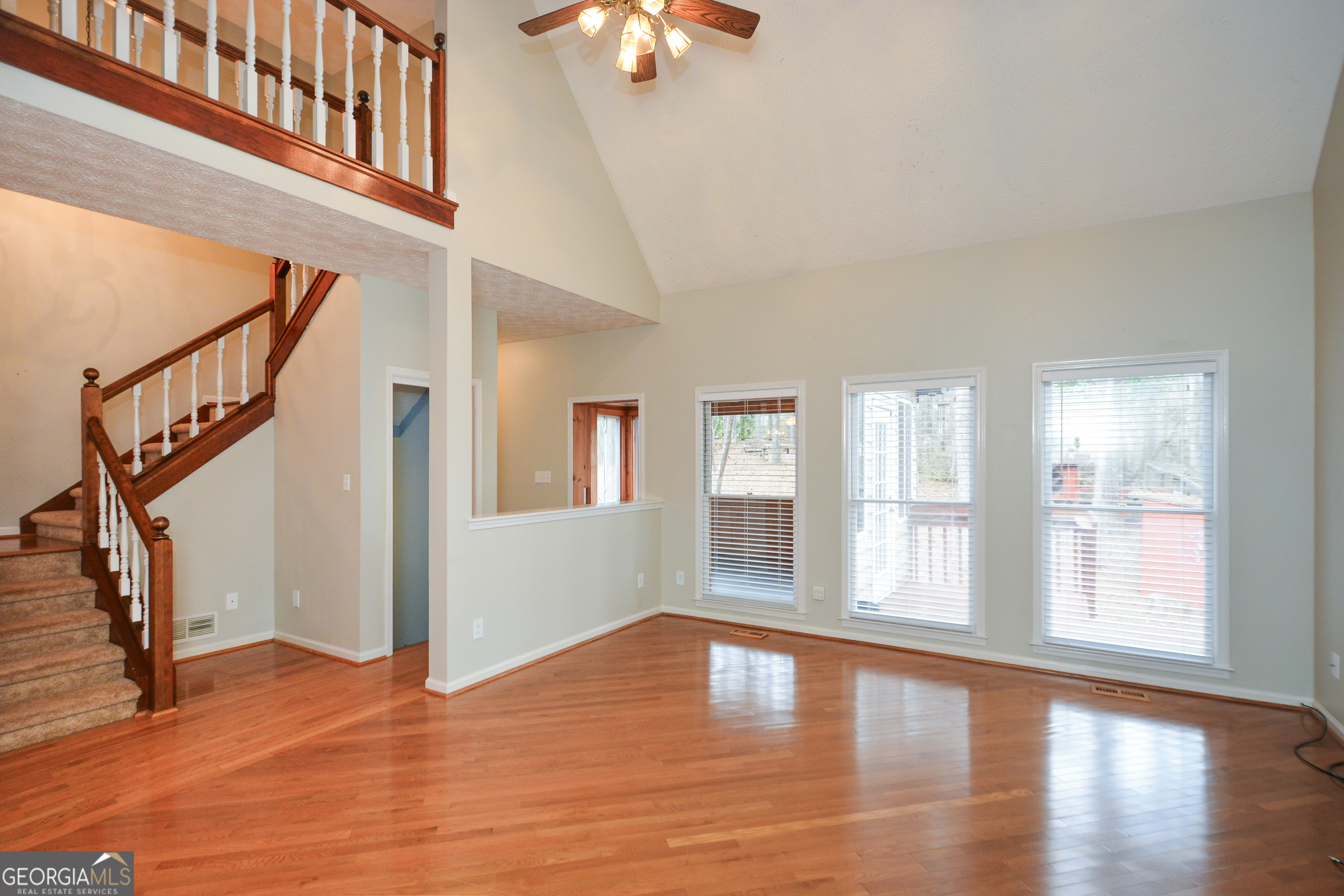 Acreage - Residential