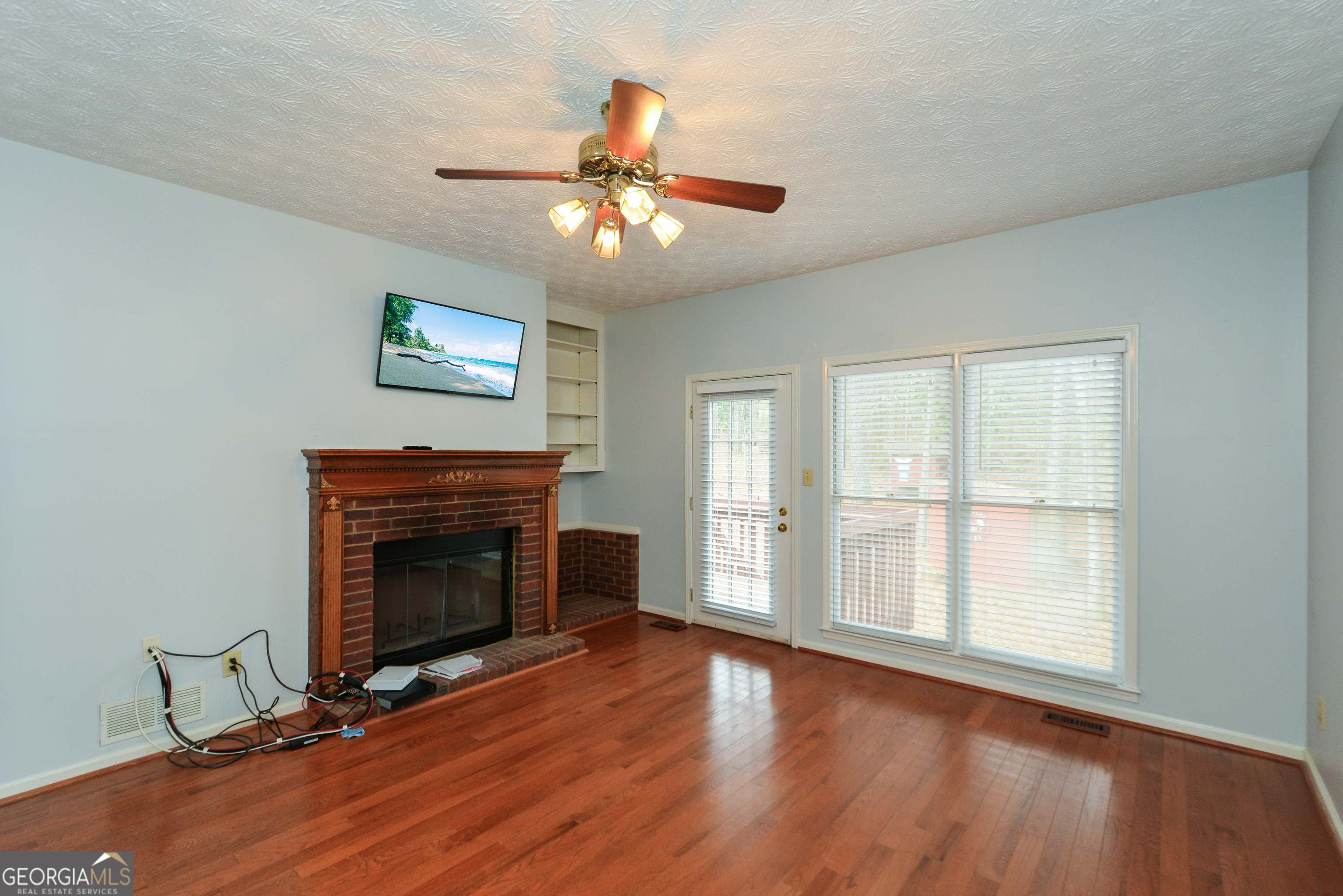 Acreage - Residential