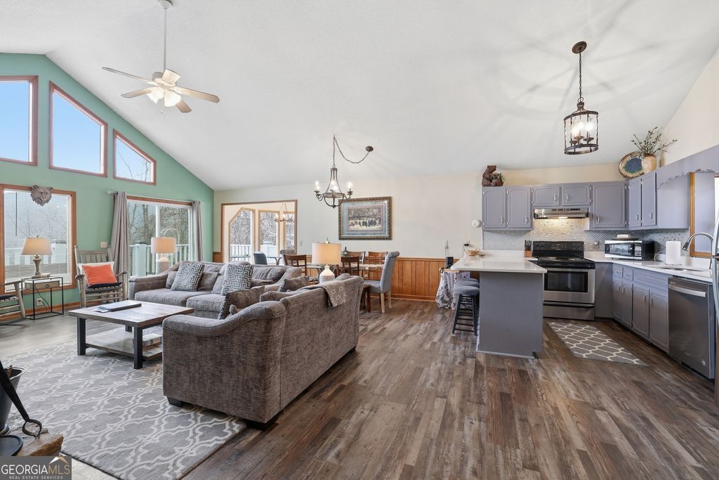 Photo of 119 Buttermilk Circle, Sky Valley, GA 30537 (MLS # 10702362)