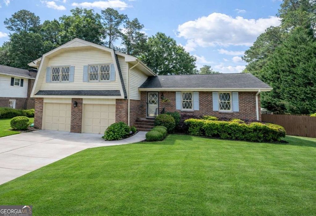 Photo of 4205 Jeri Lynn Court, Tucker, GA 30084 (MLS # 10681614)