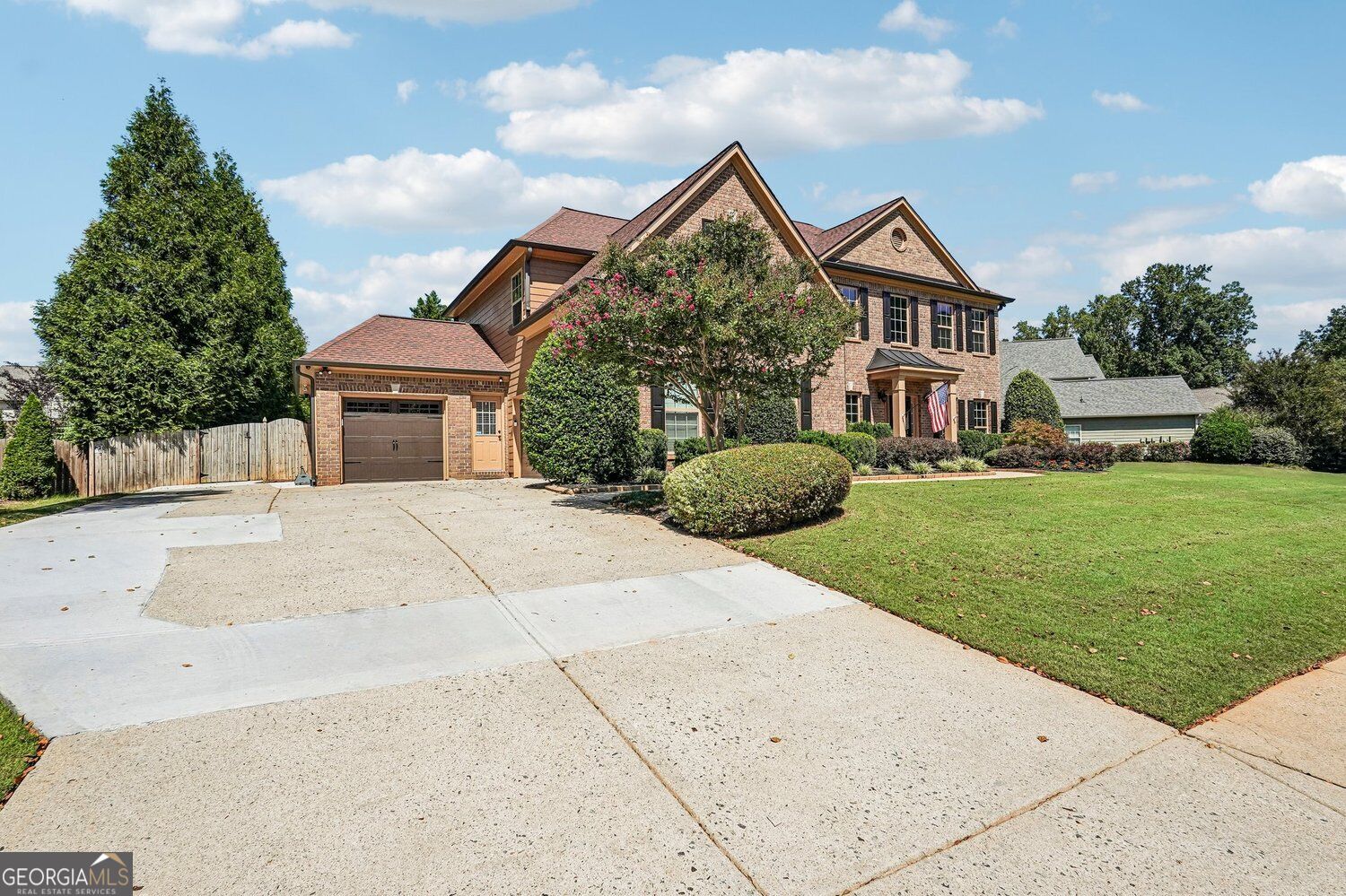 337 Meadowcrest CIR