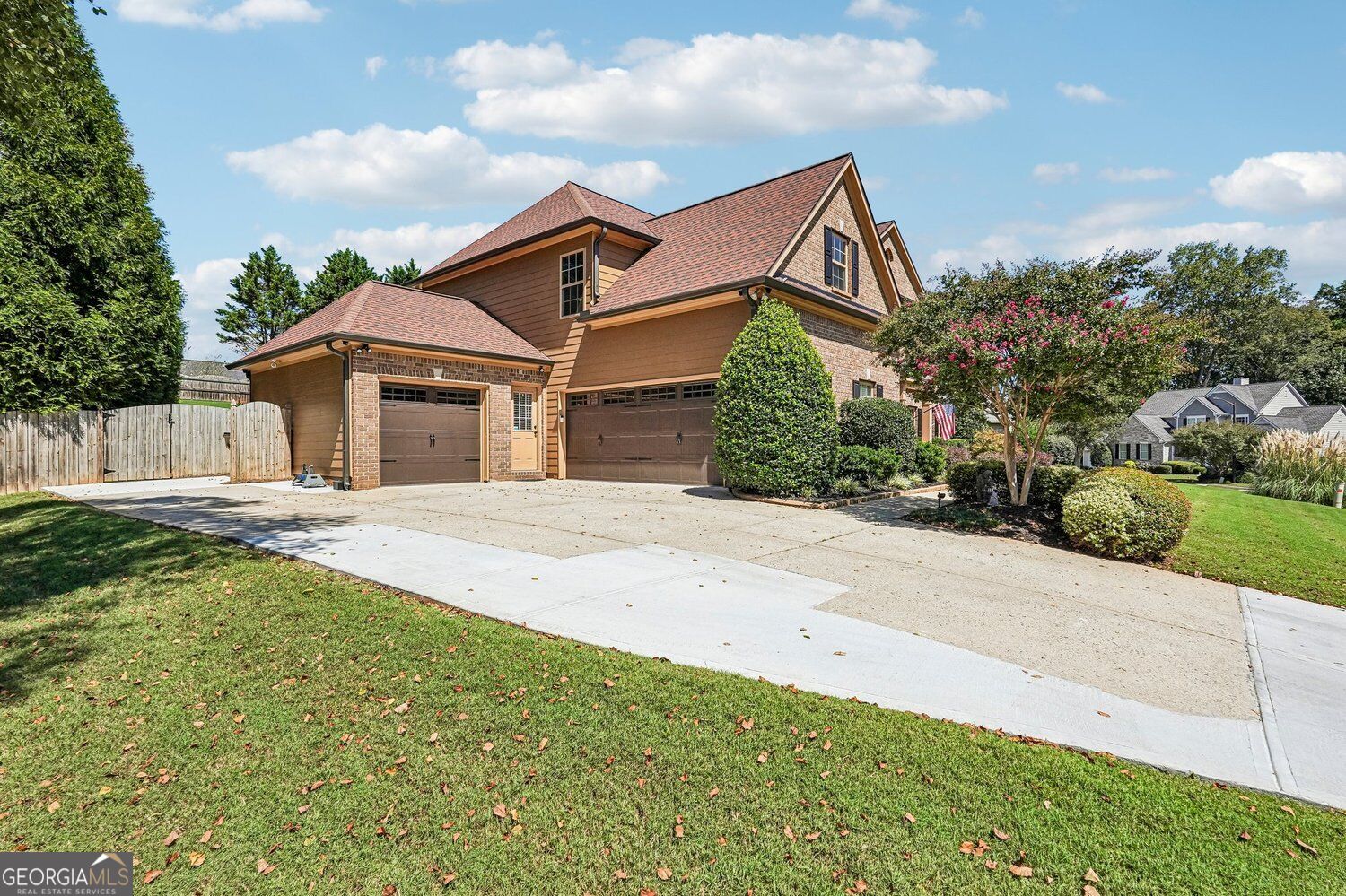337 Meadowcrest CIR